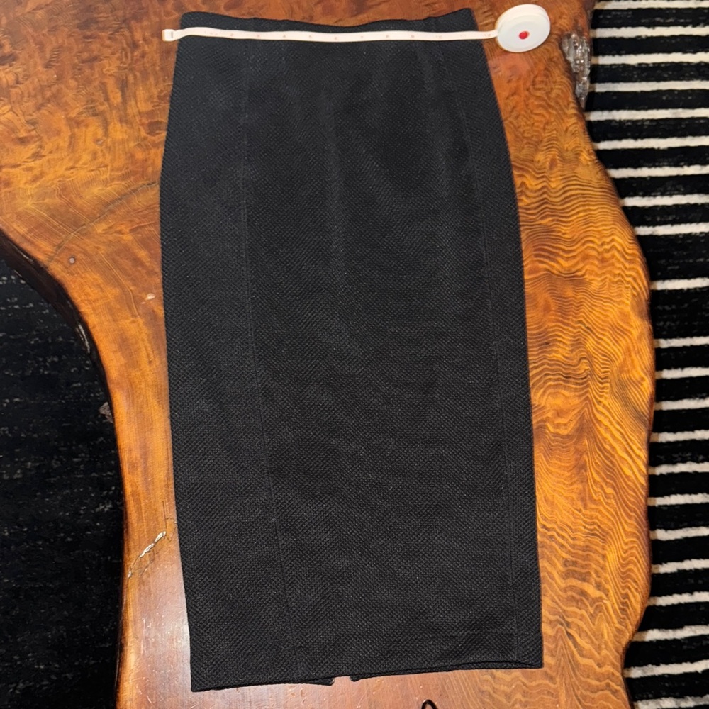 H&M Classic Black Pencil Skirt